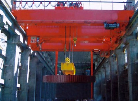 天津吊钩桥式铸造起重机 工程机械领域的关键设备